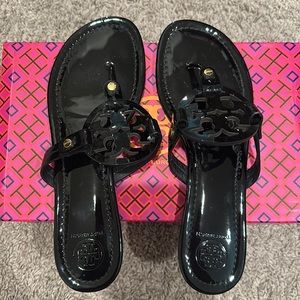 Tory Burch Womens Miller Sandals - Black